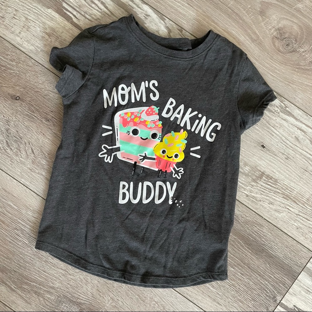 Old Navy Mom’s Baking Buddy Tee